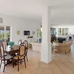 Villa Giu Giu Vista Mare Con Piscina A Sorrento