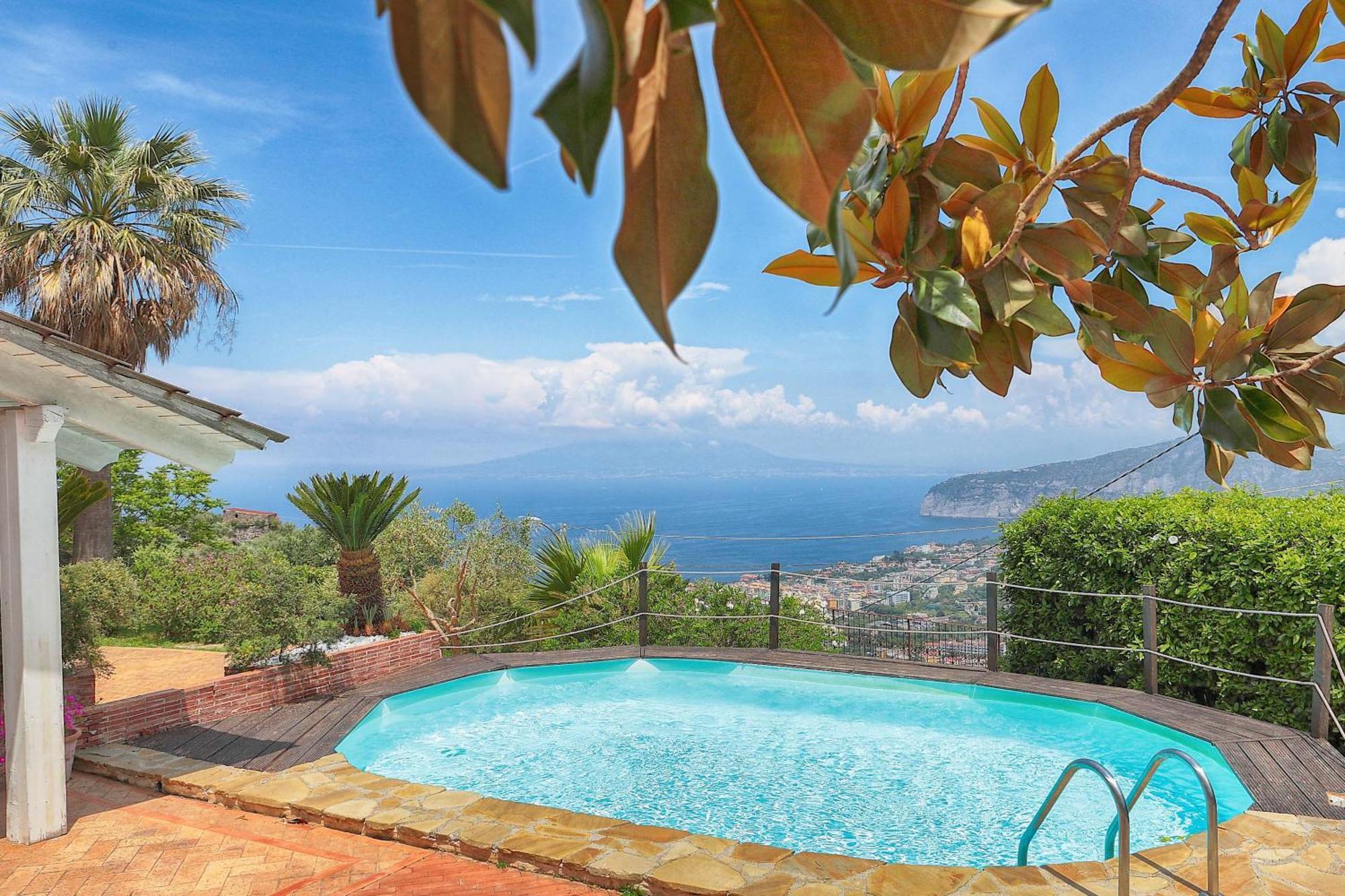Giu Giu Vista Mare Con Piscina A Villa Sorrento