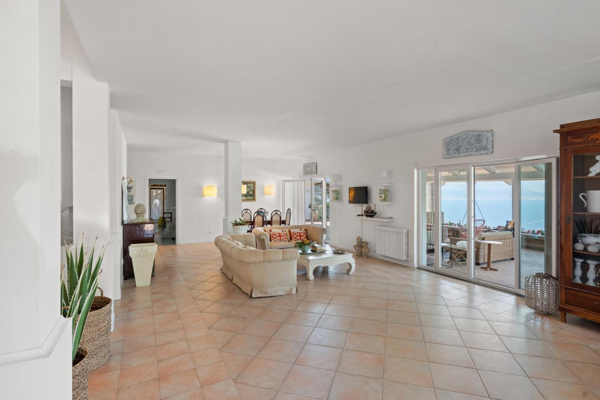Villa Giu Giu Vista Mare Con Piscina A Sorrento