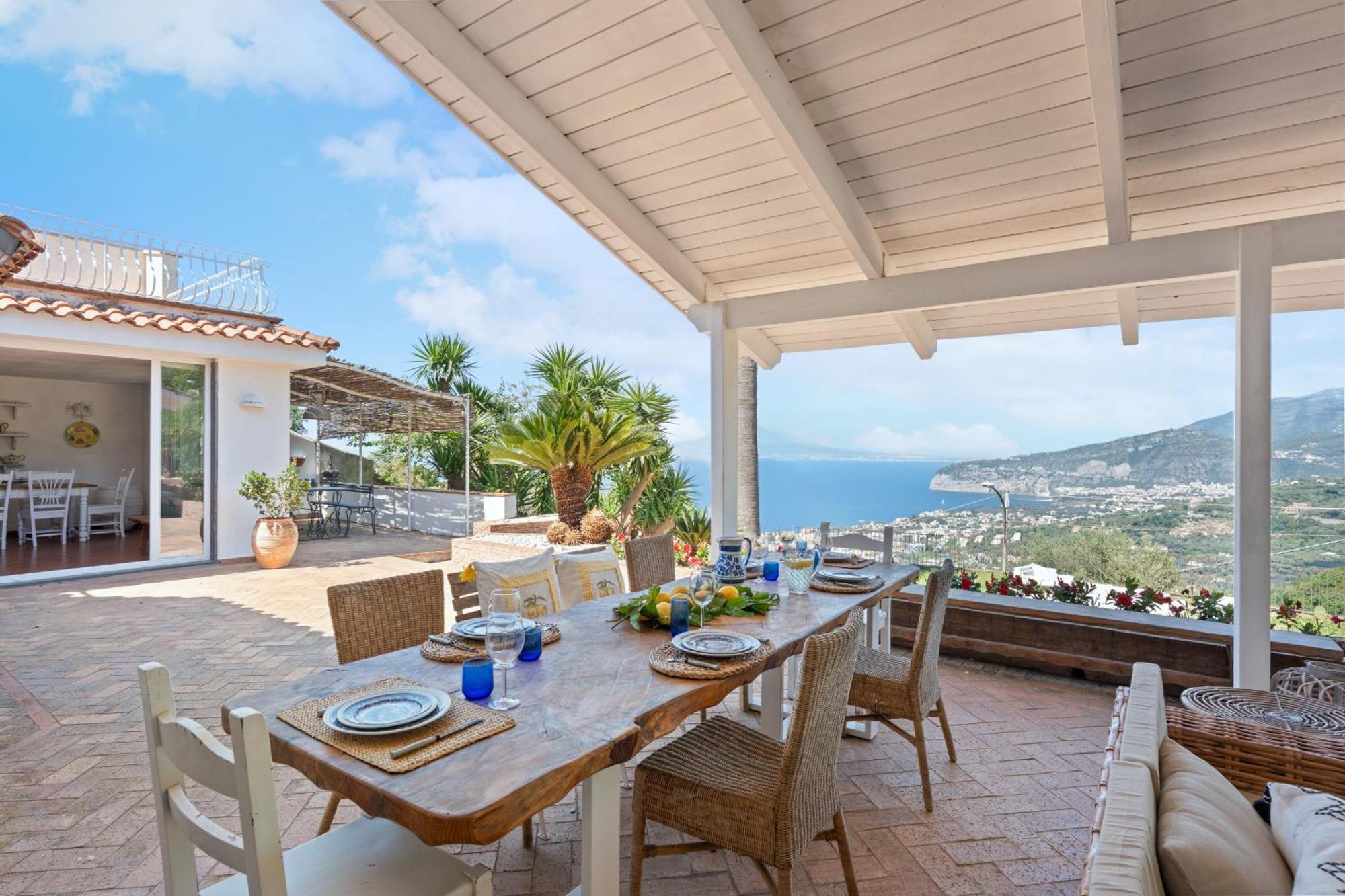 Villa Giu Giu Vista Mare Con Piscina A
